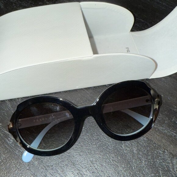 PRADA OVAL SUNGLASSES - Picture 1 of 2